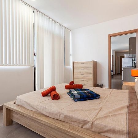 Apartament Perfect Seaview Penthouse San Pawl il-Baħar Zewnętrze zdjęcie